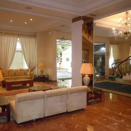 Miramar Hotel 3*